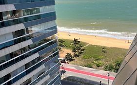 Apartamento com vista da praia da Costa 615